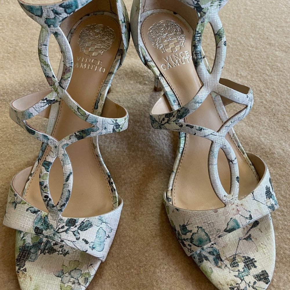 Gorgeous Vince Camuto Heels